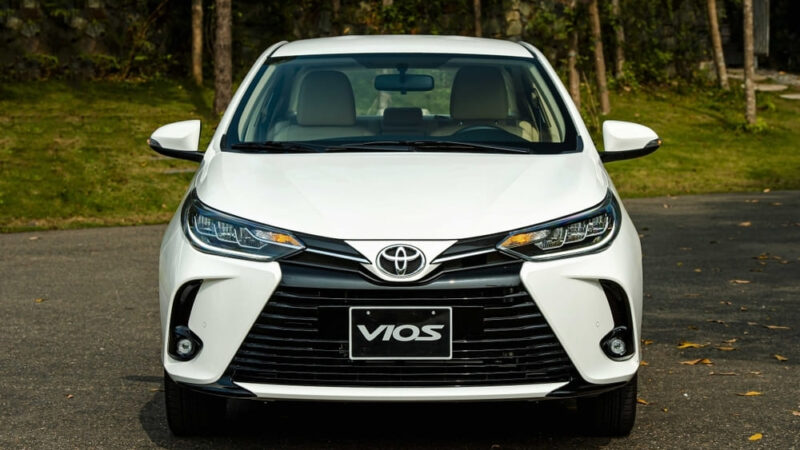 Tựa lưng ghế (màu Đen) Toyota