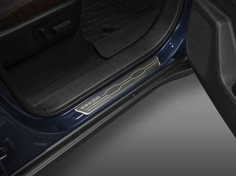 Read More About The Article Ốp Bậc Lên Xuống 4 Cửa Toyota